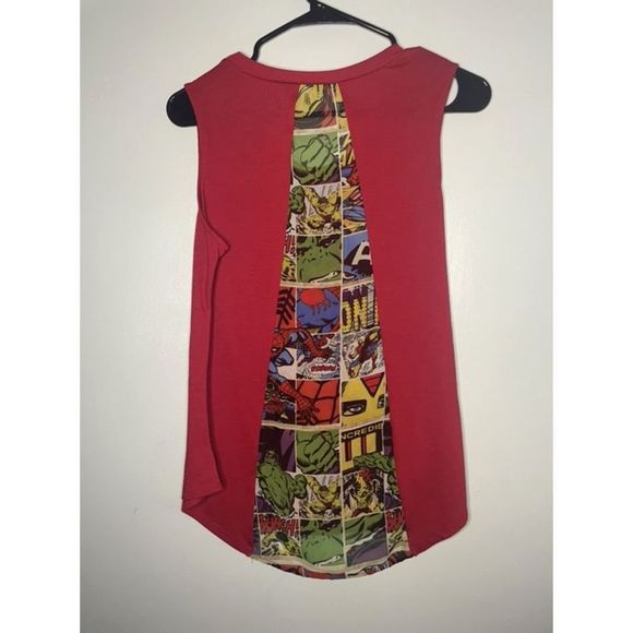 Marvel Hi-Low Red Avenger Comic Tank Top Size Large Sleeveless - Picture 5 of 7